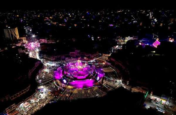 उत्साह से मनाया गया दीपो का पर्व दीपावली