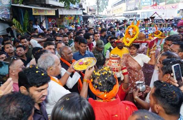 gaura gauri visarjan