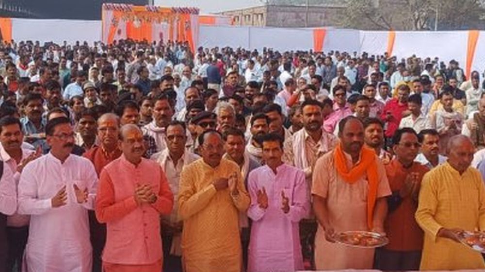 Mandi News: मंडी में मुहूर्त के सौदे में धनिया का पहला ढेर 11111 रुपए में बिका