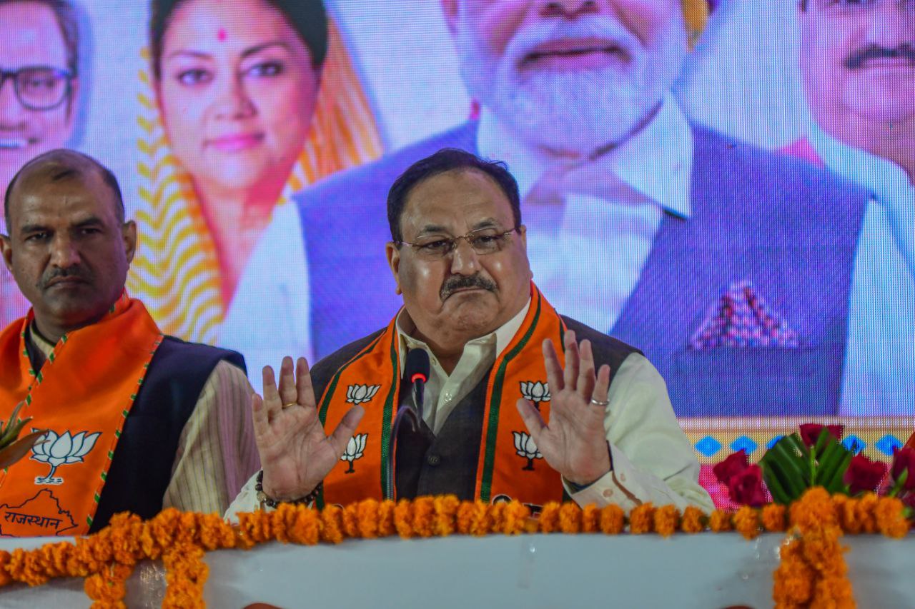 नड्डा बोले- गहलोत के परिवार को 11 हजार करोड़ का कॉन्ट्रैक्ट मिला