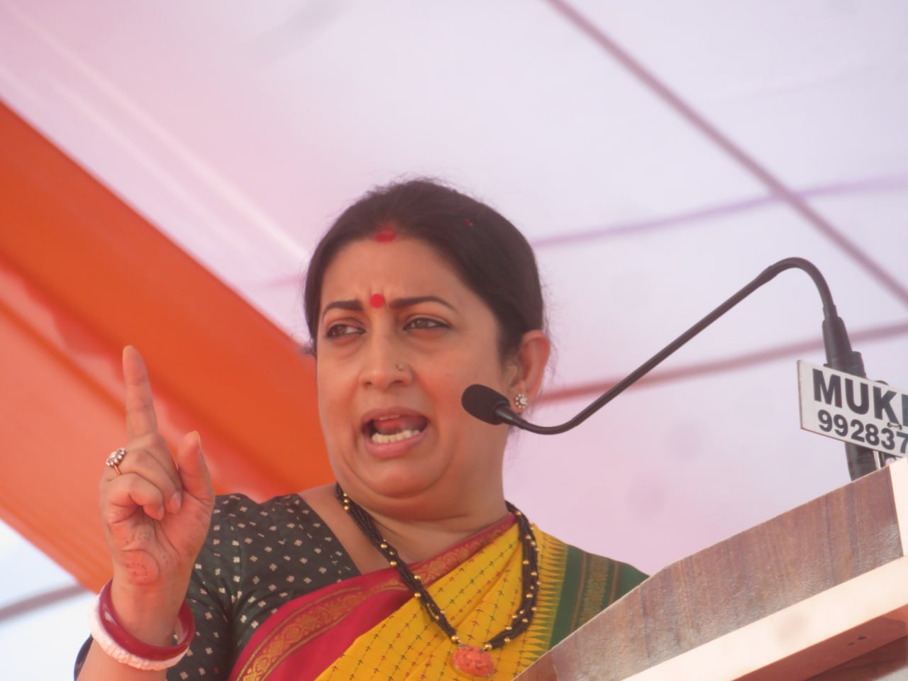 इस भाजपा नेत्री का बड़ा बयान....प्रदेश में टमाटर-प्याज की तरह कांग्रेसियों ने जमा कर रखा सोना