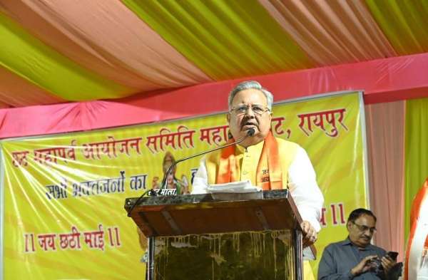 dr_raman_singh_chhath_puja.jpg