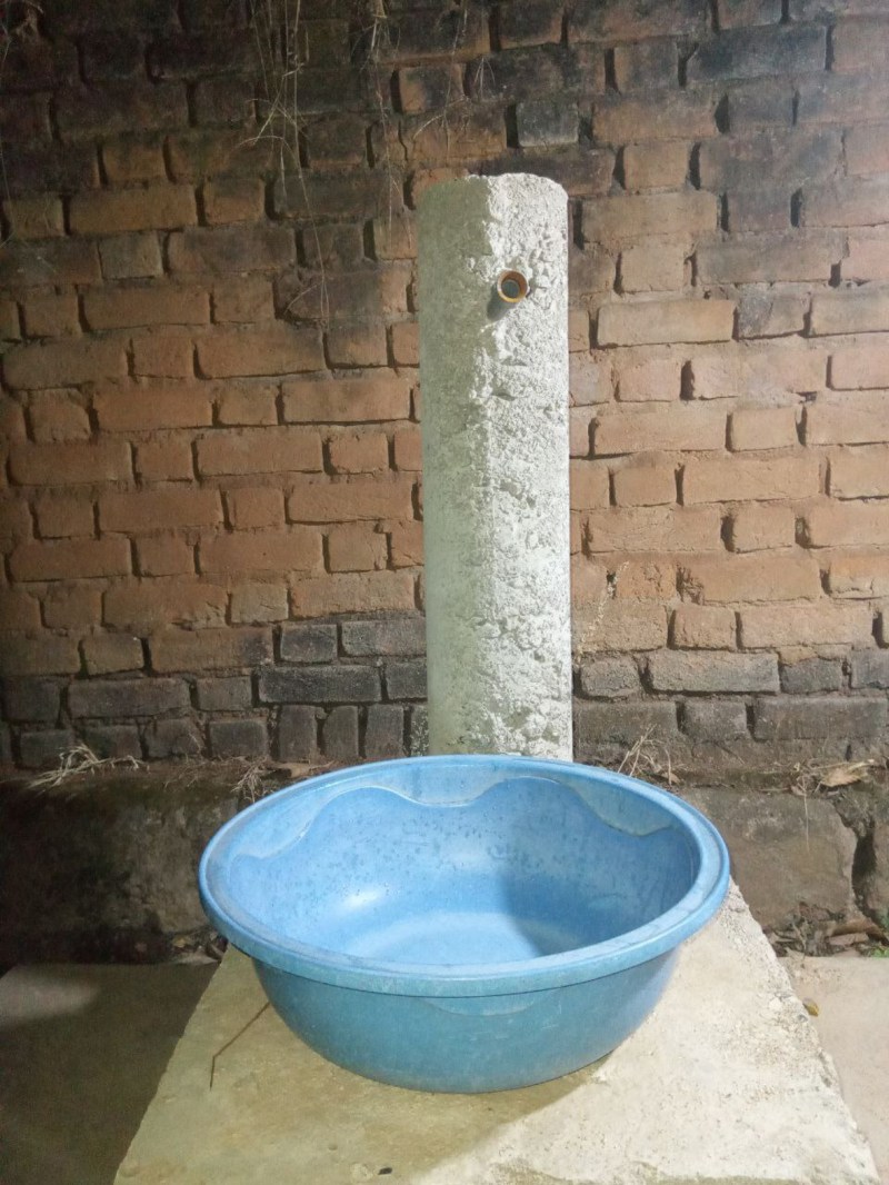 बूंद-बूंद पानी को तरस रहे ग्रामीण,दो साल से चल रहा नल-जल योजना का कार्य अब तक नहीं हुआ पूरा