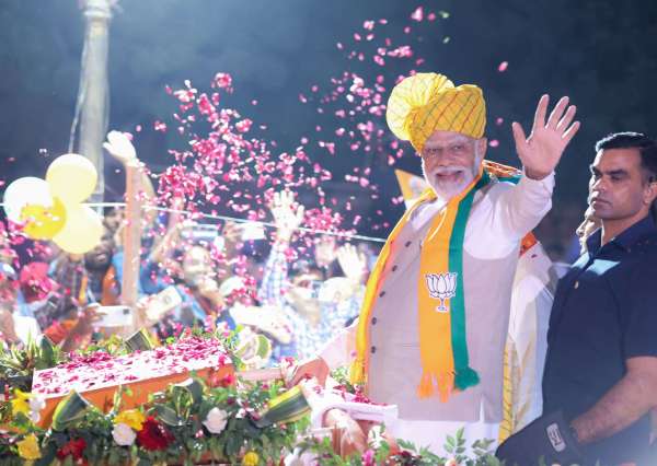 public-demonstration-in-prime-minister-narendra-modi-road-show