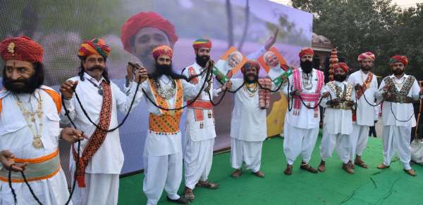 public-demonstration-in-prime-minister-narendra-modi-road-show