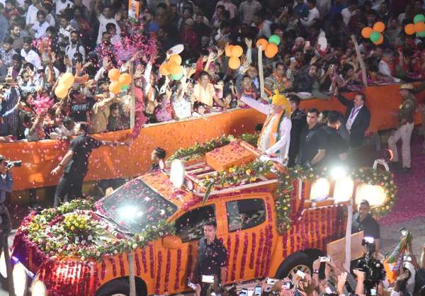 public-demonstration-in-prime-minister-narendra-modi-road-show