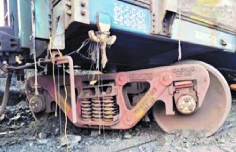Goods train de-railed for the second time within a month, loss due to disruption in loading