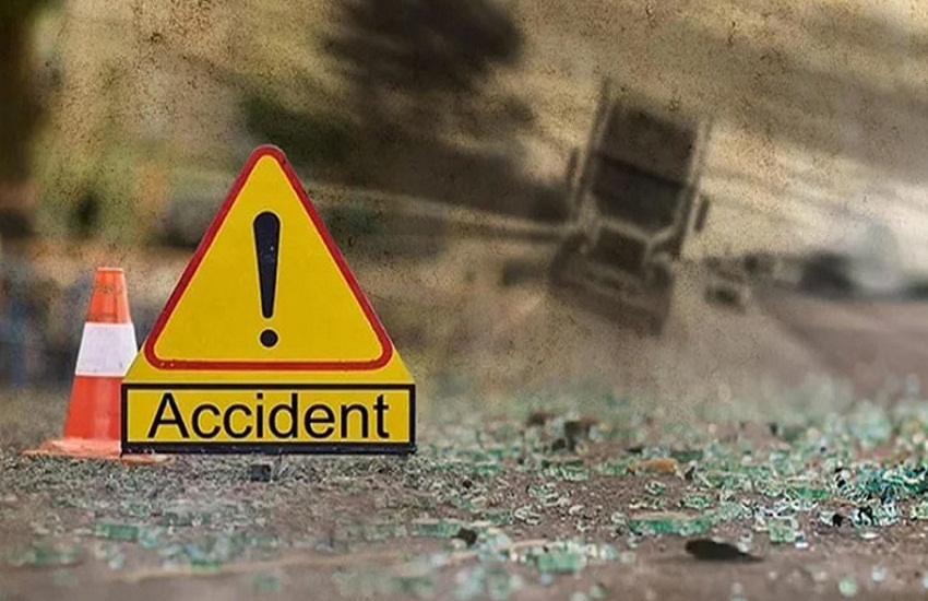 Road Accident: ट्रक ने सड़क किनारे बैठे युवक को चपेट में लिया, हो गई मौत, 2 दिन पहले ही बना था पिता