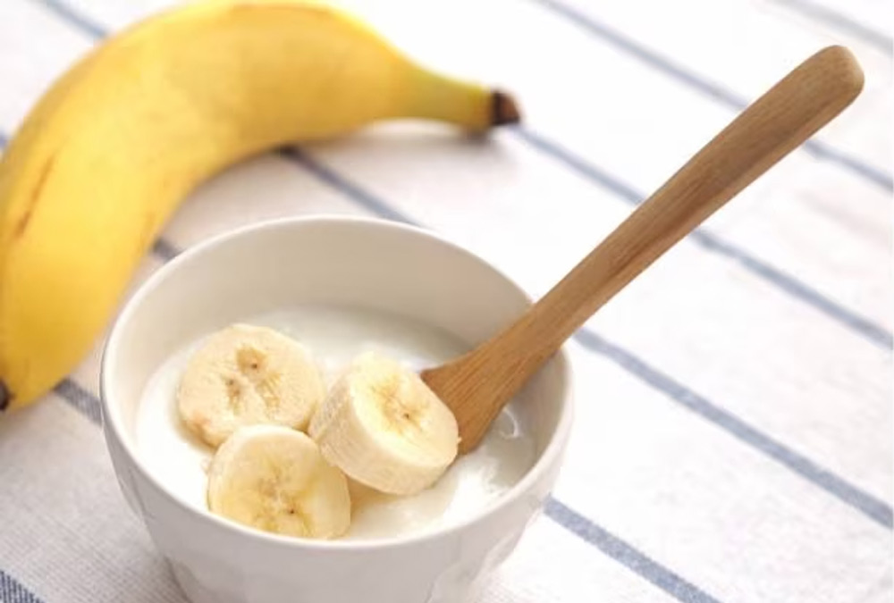 curd-with-banana.jpg