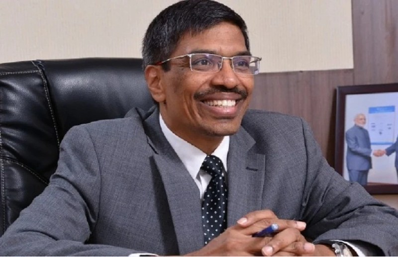 डॉ. रजत मूना ने बताया वोटिंग मशीन का अपकमिंग फ्यूचर