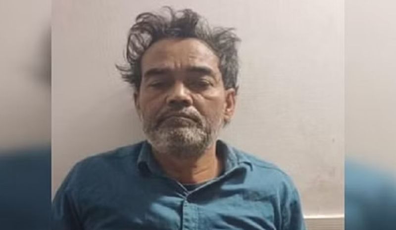 Drunk husband kills wife in front of children died