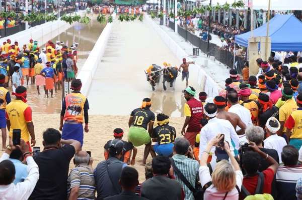 Kambala organized for the first time in Bengaluru