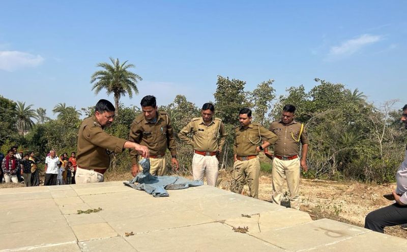 किशोर का शव मिलने से फैली सनसनी