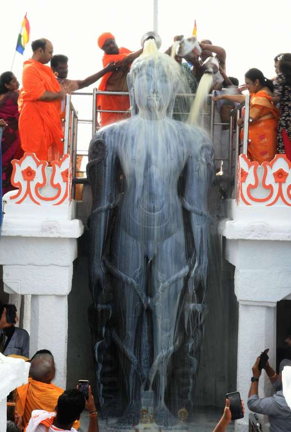 गोम्मटगिरी में 73वां महामस्तकाभिषेक अनुष्ठान