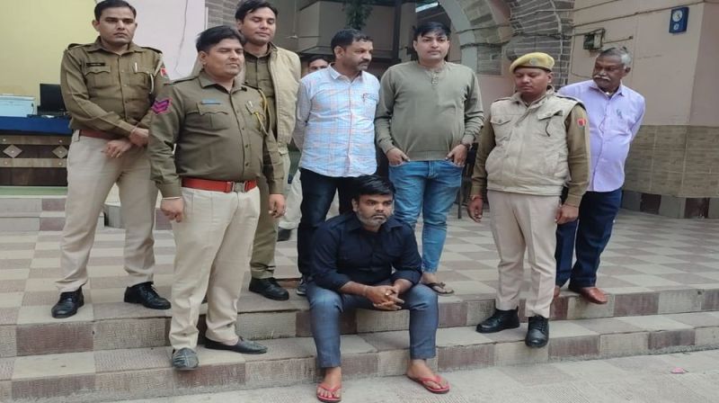 धोखाधड़ी करने का आरोपी गिरफ्तार, कोर्ट के आदेश पर मिला रिमांड