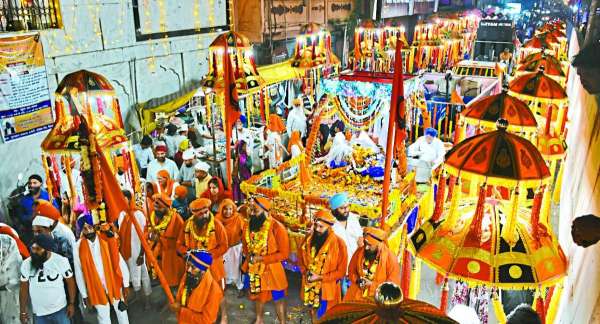  Celebration of Prakash Parv