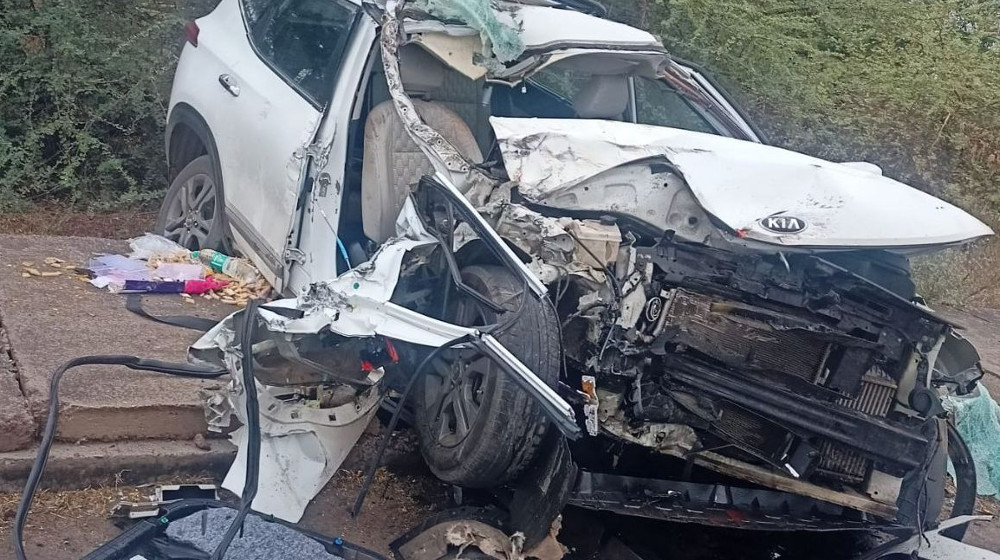 businessman dies in Car and trailer accident in jodhpur