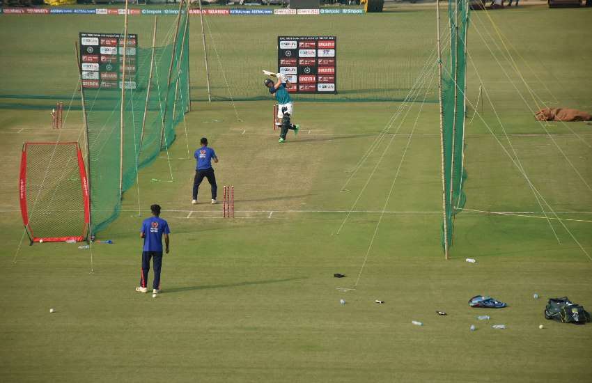 भारत और ऑस्ट्रेलिया के खिलाडि़यों ने नेट प्रे क्टिस में बहाया पसीना,देखें फोटोज