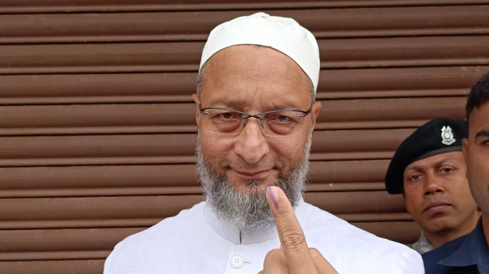36.68 percent voting till 1 pm in Telangana election Asaduddin Owaisi cast his vote at Hyderabad polling booth