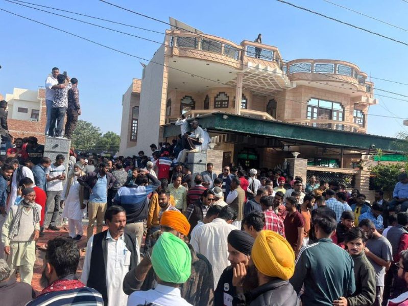 Independent candidate