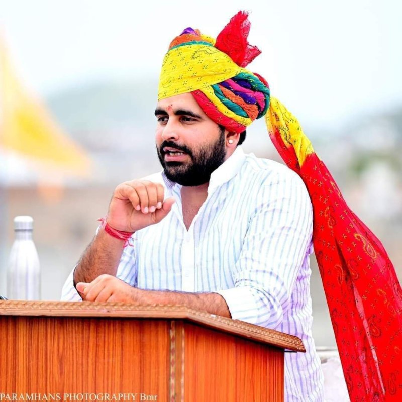 rajasthan assembly election live update : कौन है बागी जो राजस्थान में ले रहा है इतनी बड़ी लीड