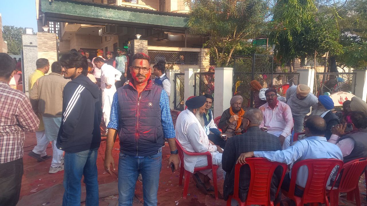भादरा से आखिरकार भाजपा के संजीव बेनीवाल जीते, नोहर से कांग्रेस के अमित चाचाण, हनुमानगढ़ से निर्दलीय गणेशराज, संगरिया से कांग्रेस के अभिमन्यु पूनियां, पीलीबंगा से कांग्रेस के विनोद गोठवाल को मिली जीत