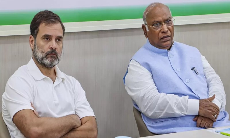 rahul_gandhi_kharge66.jpg