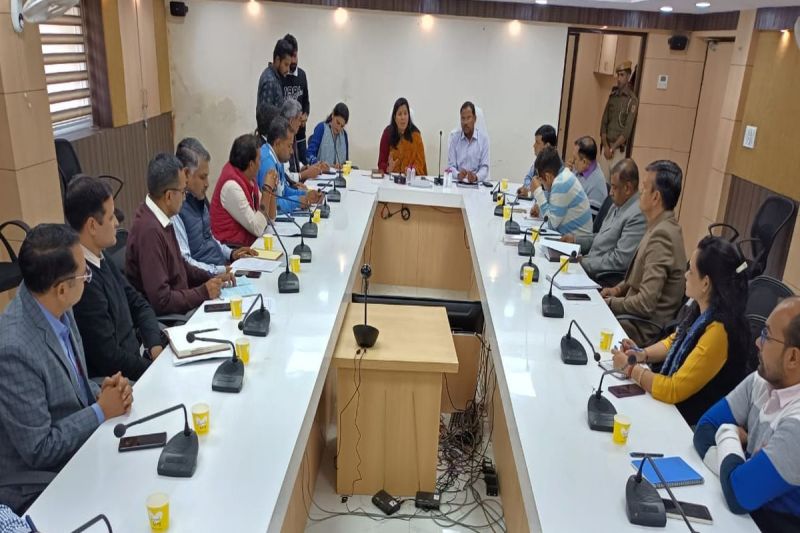 Jaipur: खाली प्लॉट में कचरा मिला तो अब खैर नहीं, रोजाना दो घंटे फील्ड में घूमेंगे अफसर, जनता से भी 15 दिन में लेंगे फीडबैक