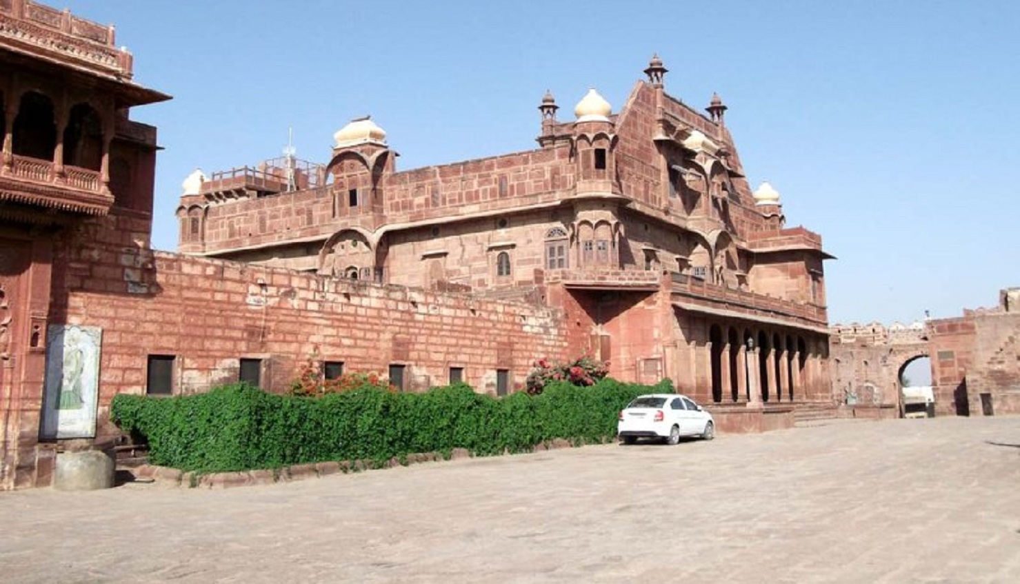 पर्यटन को लगे पंख तो नमक उद्योग को पुन: जीवित करने की भी दरकार