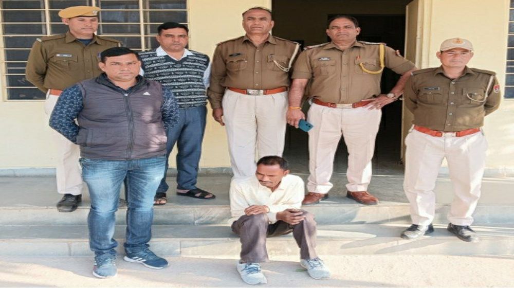 Murder: बड़े भाई के थे अवैध संबंध, छोटे भाई ने गला काटकर कर दी हत्या