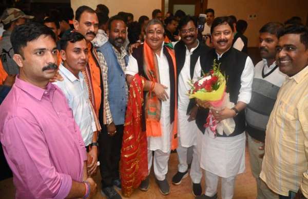 रायपुर@ विधायक और अन्य नेता।