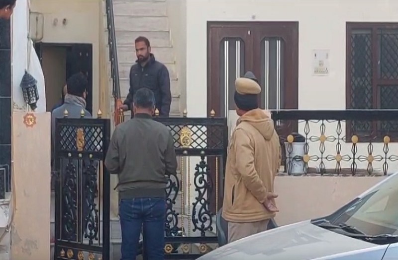 राजस्थान में इनकम टैक्स ने की रेड, कई फैक्ट्रियों पर मारा छापा, मचा हड़कंप