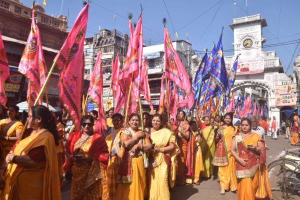 श्याम महिमा मण्डल की शोभायात्रा