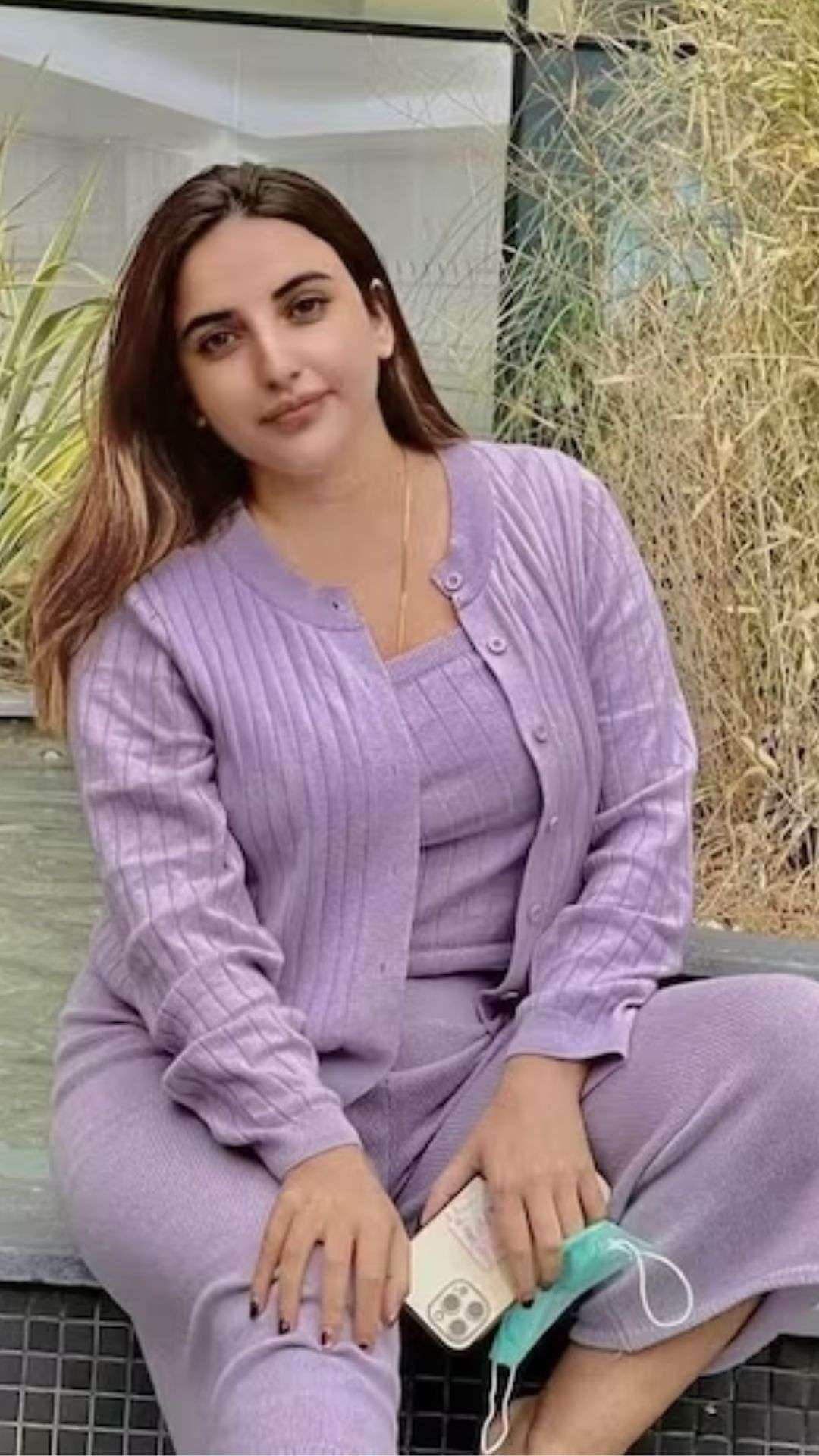 pakistani_youtuber_hareem_shah_6.jpg