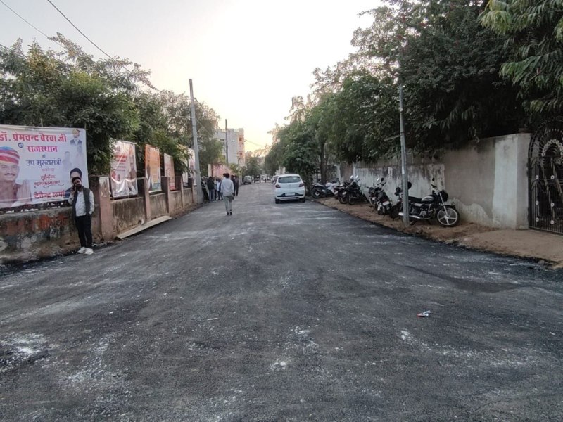 डिप्टी सीएम बनते ही पानी के कनेक्शन हुए, सड़क हो गई चकाचक