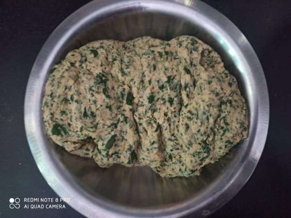 पराठे बाजरे के आटे में बनाएंगे तो ज्यादा फायदा होगा