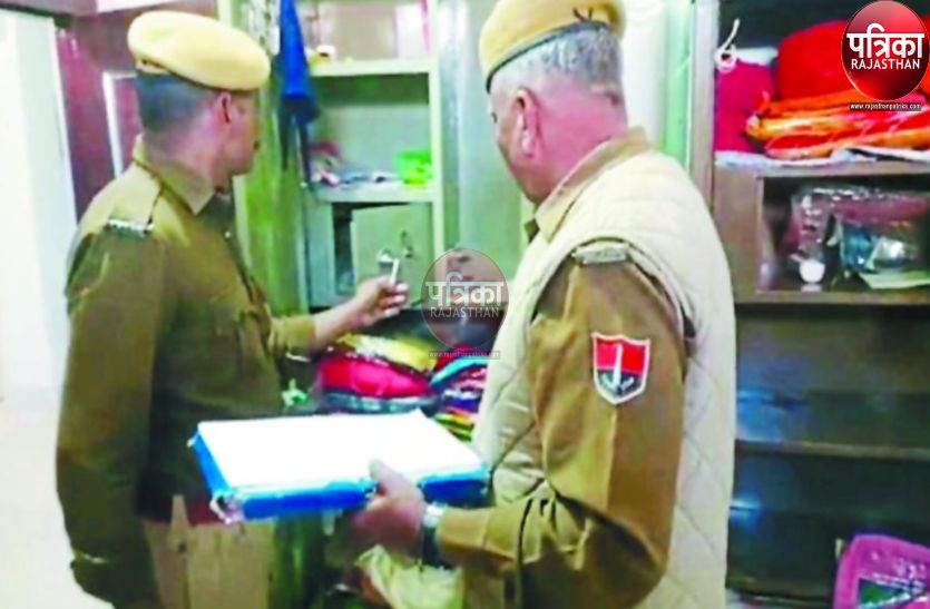 एक ही रात में यहां के चार घरों में चोरी, विरोध करने पर वकील पर किया हमला