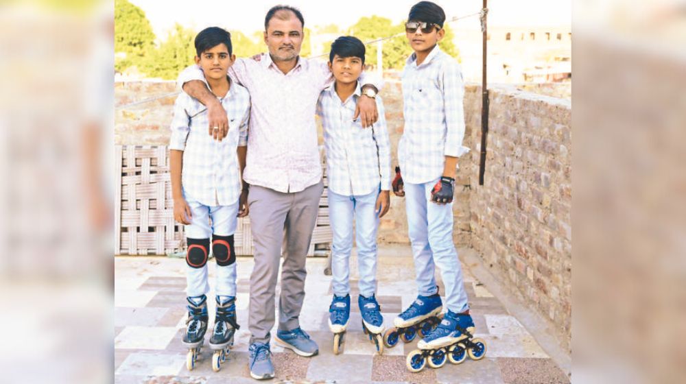 Motivational Story: कबाड़ से मिली स्केटिंग की जोड़ी से ड्राइवर के 3 बेटों की चमकी
किस्मत