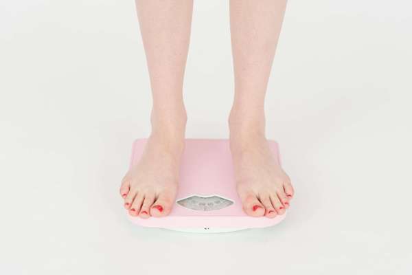  वजन नियंत्रित रहता है