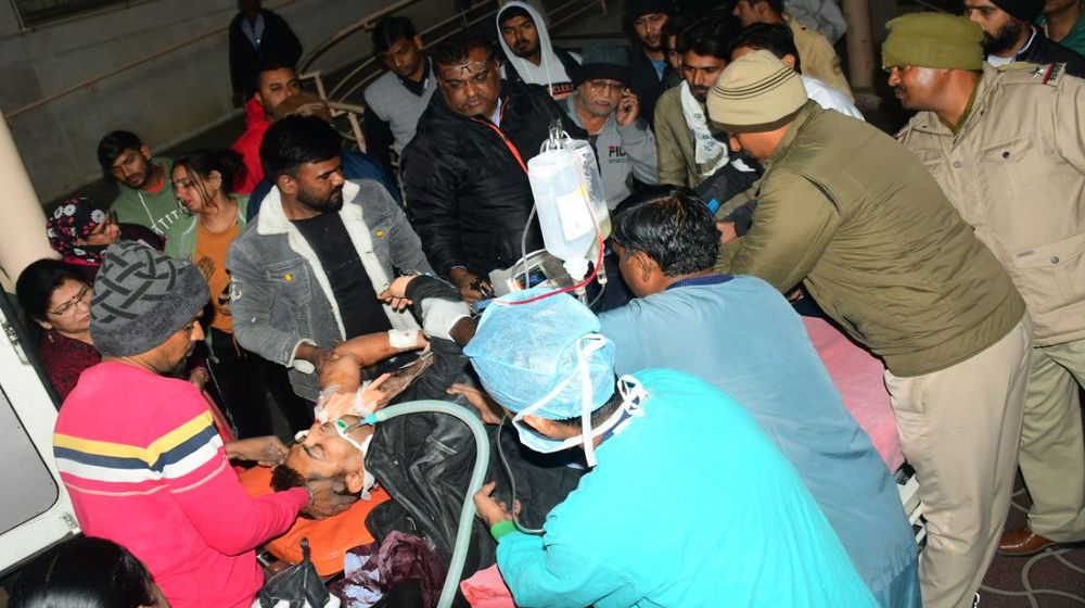 लेनदेन में बिगड़ा हिसाब तो दोस्त ने चाकू से गोदा