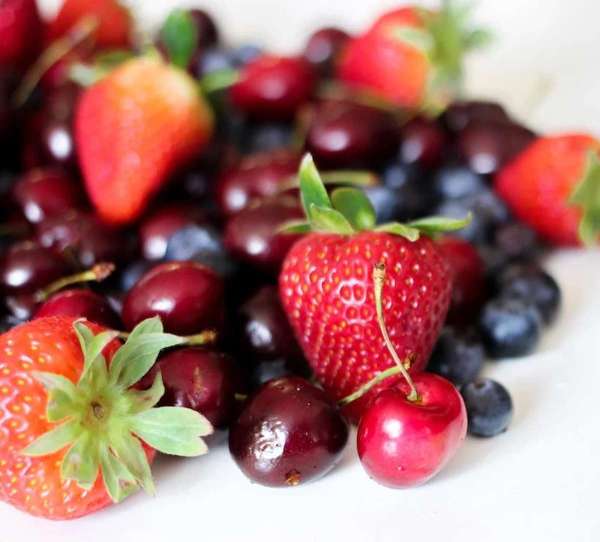 berries-for-skin.jpg