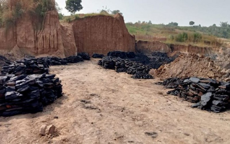 महान-2 क्षेत्र में संचालित हो रहे कई अवैध ईंट-भट्ठे, खप रहा चोरी का कोयला, जिम्मेदार मौन