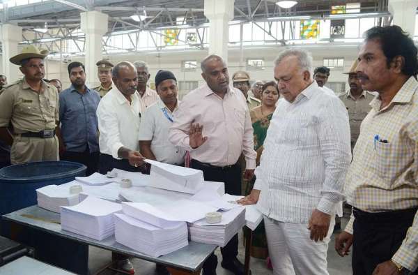 केएसआरटीसी अपग्रेडेड प्रिंटिंग प्रेस और नए खेल कॉम्पलेक्स का उद्घाटन