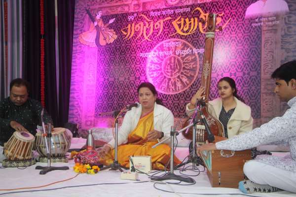 tansen music carnival 