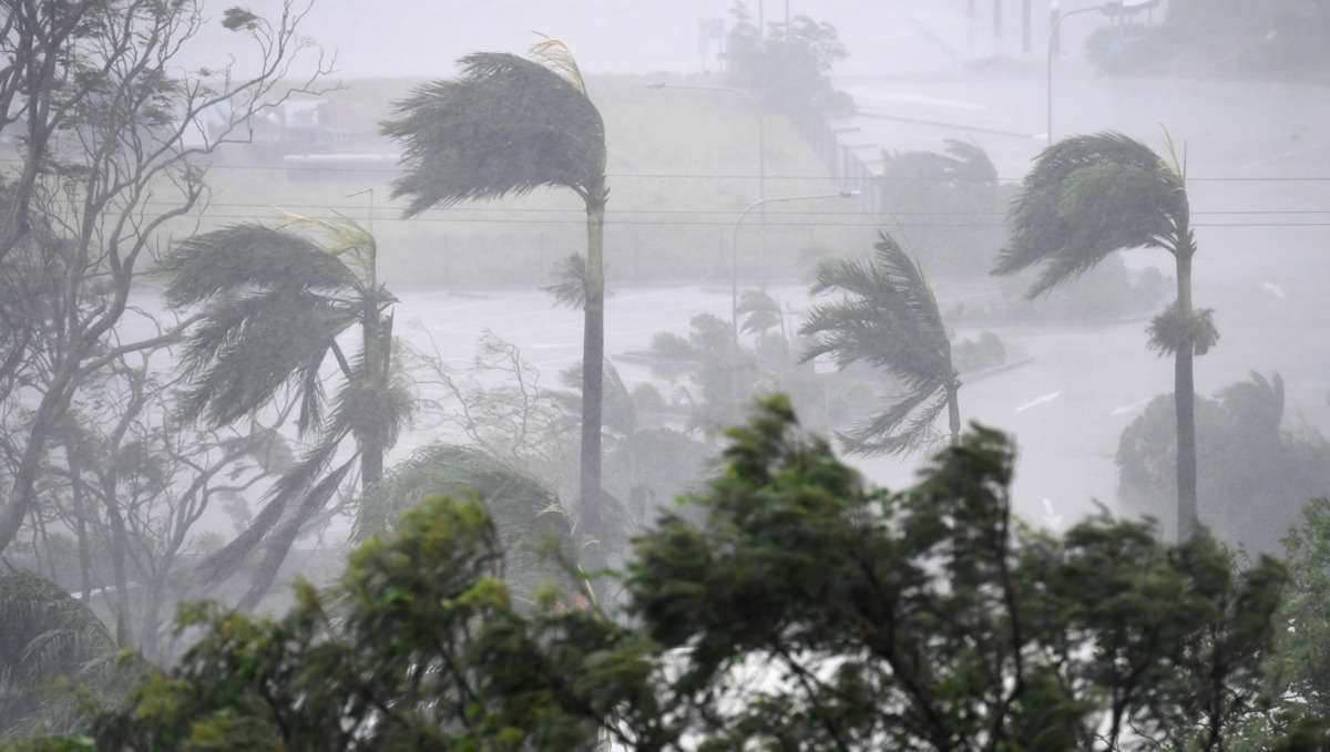 australia_storm.jpg