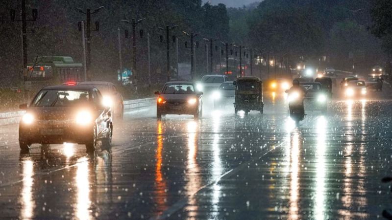 IMD issued Rainfall alert with thundershower in up weather forecast