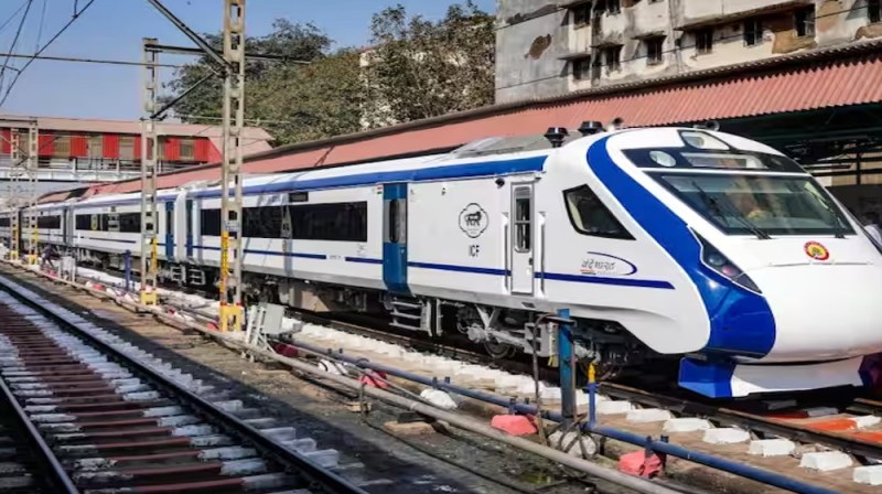 vande_bharat_train.jpg