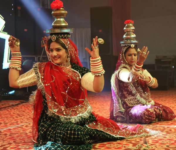 Thirteen clap dance mesmerized the audience at the Sharad Mahotsav fair...see photos