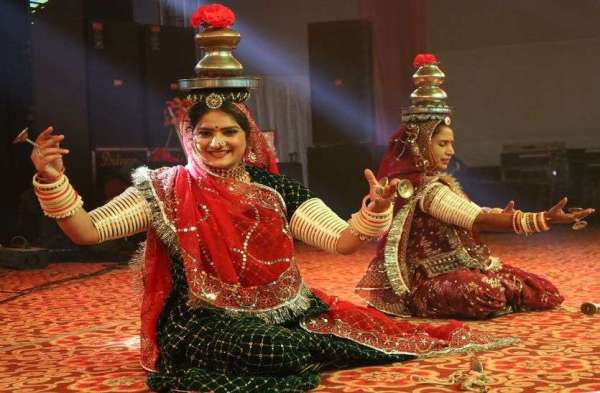 Thirteen clap dance mesmerized the audience at the Sharad Mahotsav fair...see photos