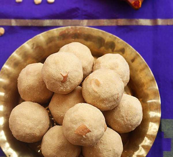 roasted-gram-laddu-for-heal.jpg